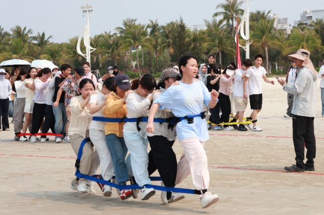 競(jìng)技體育巨人腳步現(xiàn)場(chǎng)。北海藝術(shù)設(shè)計(jì)學(xué)院供圖.JPG