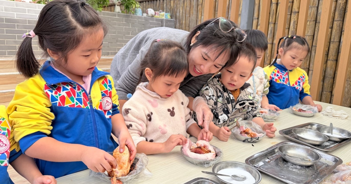 “教”退到幕后，“做”走到臺前